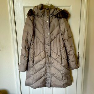 London Fog Rain Snow coat very comfy 3/4 length